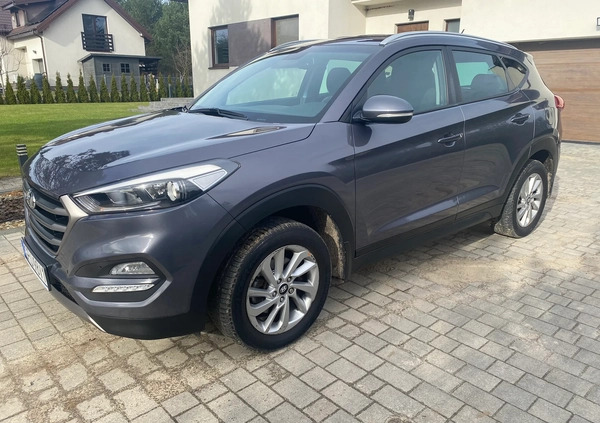 Hyundai Tucson cena 65000 przebieg: 134900, rok produkcji 2016 z Wejherowo małe 46